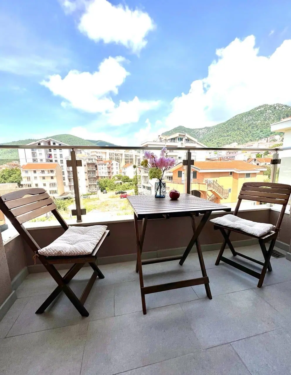 Jednosoban-stan-sa-terasom-u-Budvi-7 Jednosoban stan 43 m² – Budva — fotografija 8