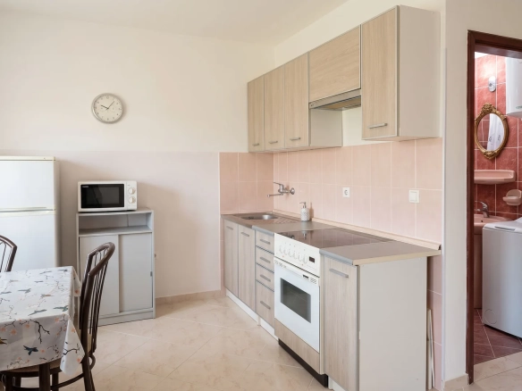 Trosoban stan 63 m² – Rafailovići, Budva — fotografija 5