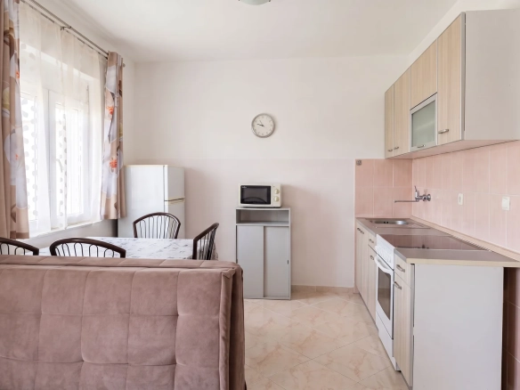 Trosoban stan 63 m² – Rafailovići, Budva — fotografija 6