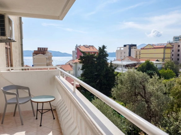 Trosoban stan 63 m² – Rafailovići, Budva — fotografija 9