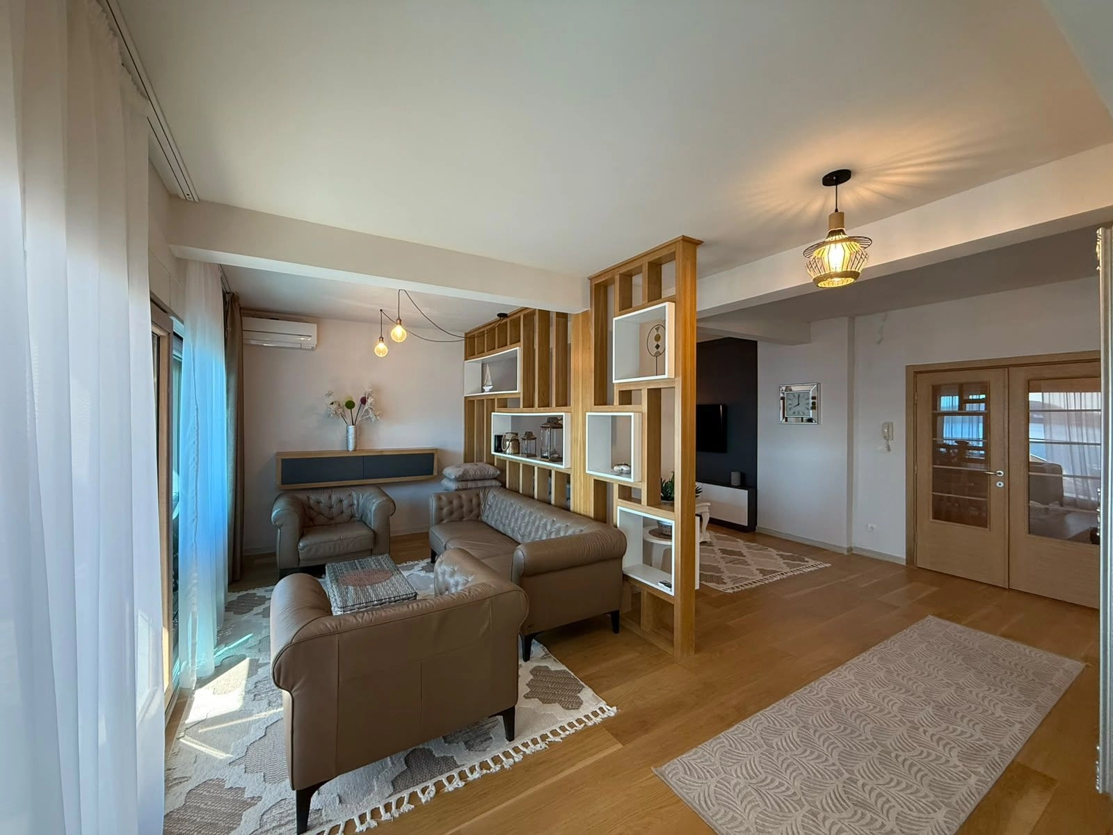 Izdavanje: Trosoban stan 140 m² – Pržno, Budva — fotografija 7