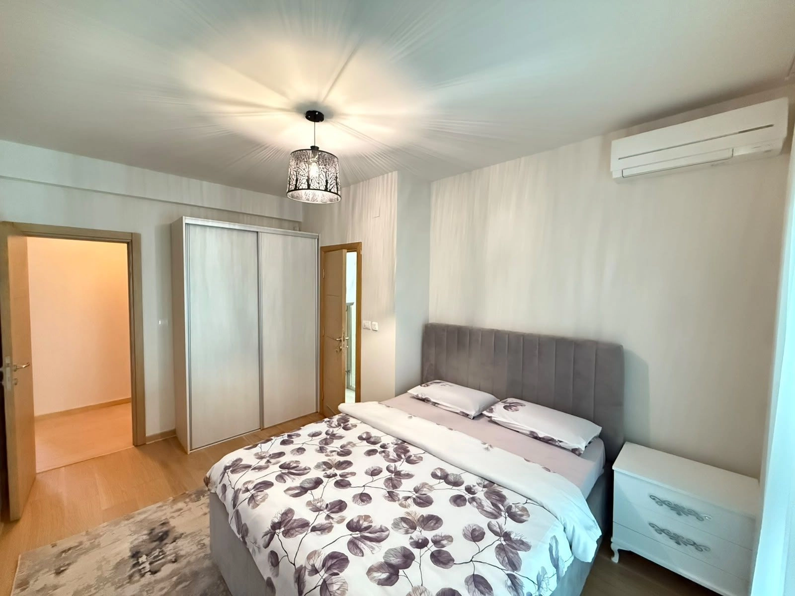 Izdavanje: Trosoban stan 140 m² – Pržno, Budva — fotografija 11