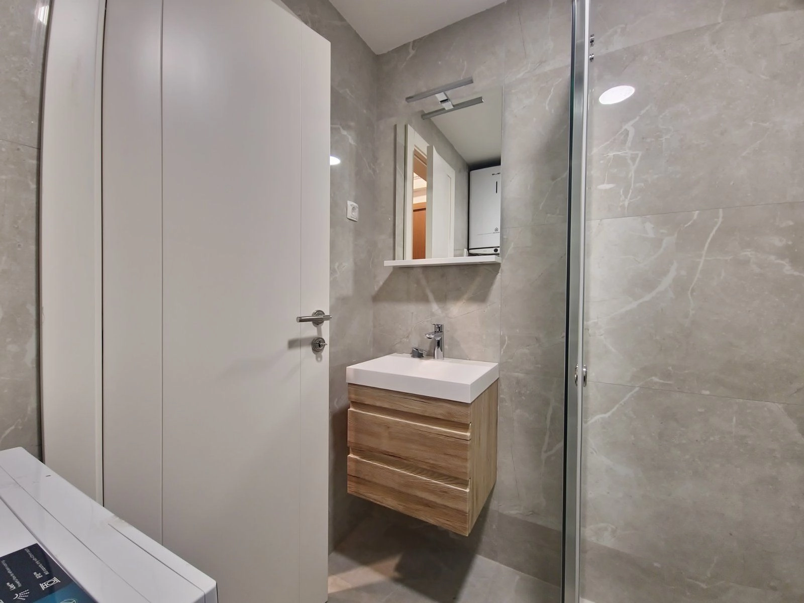 1880083f-c840-4ee3-bd21-a4ff71e1c001 Izdavanje: Garsonjera 35 m² – Dubovica, Budva — fotografija 11