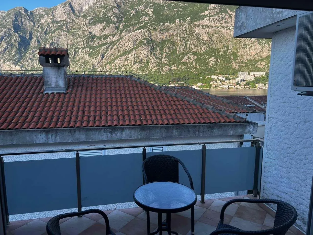 Dvosoban stan 115 m² – Prčanj, Kotor — fotografija 18