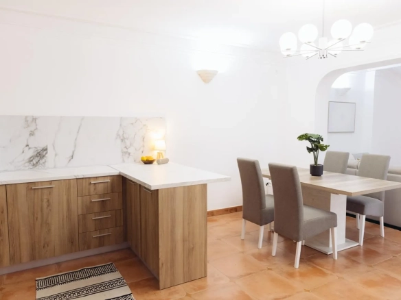 Dvosoban stan 74 m² – Sveti Stefan, Budva — fotografija 14