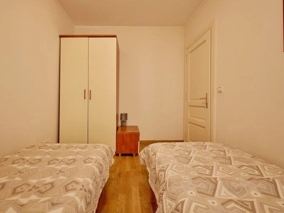 Četvorosoban stan 89 m² – Sveti Stefan, Budva — fotografija 5