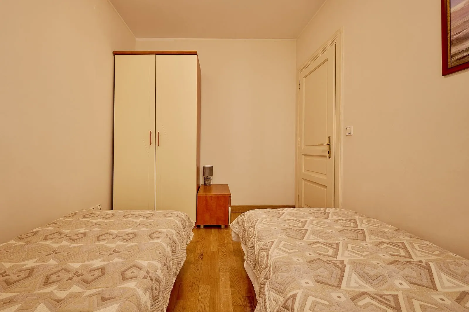 Četvorosoban stan 89 m² – Sveti Stefan, Budva — fotografija 5