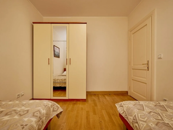 Četvorosoban stan 89 m² – Sveti Stefan, Budva — fotografija 19