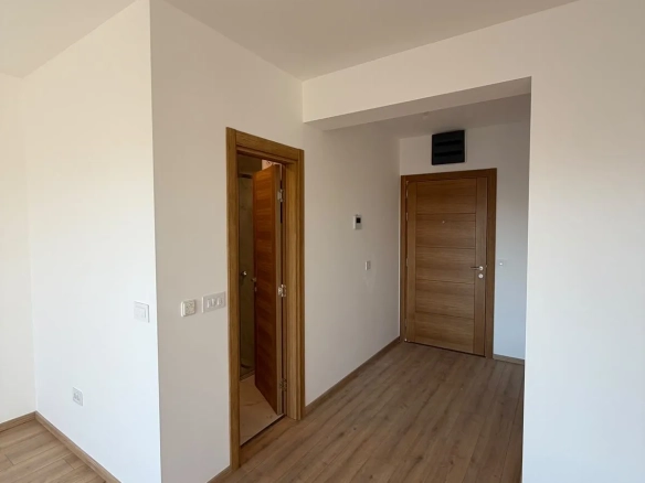 Dvosoban stan 77 m² – Podkošljun, Budva — fotografija 14