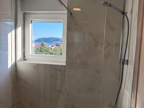 Dvosoban stan 77 m² – Podkošljun, Budva — fotografija 18