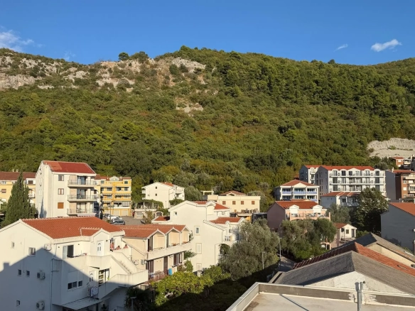 Dvosoban stan 77 m² – Podkošljun, Budva — fotografija 19