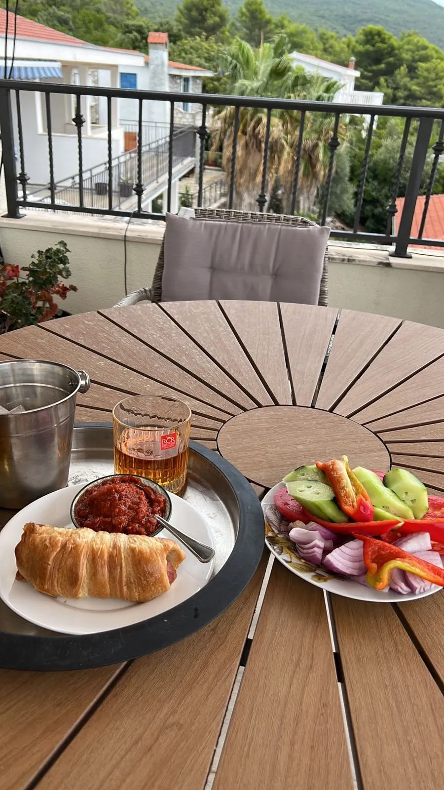 Dvosoban-stan-sa-pogledom-na-more-u-Bigovi-Kotor-6 Dvosoban stan 75 m² – Kotor — fotografija 7