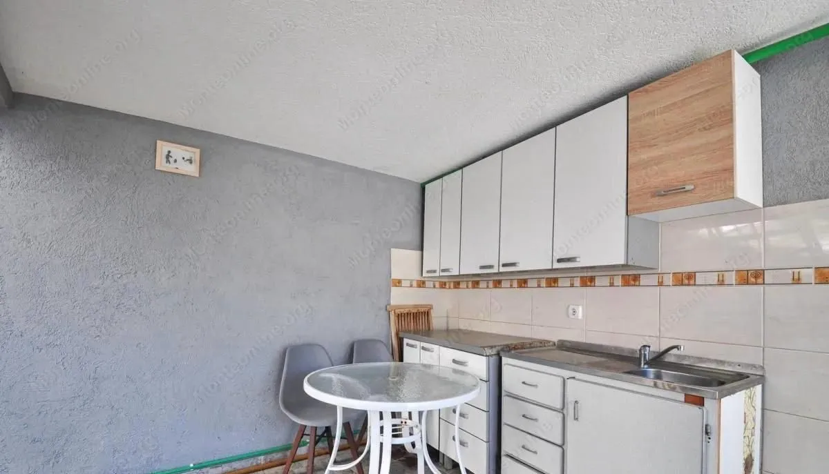 Samostojeca-kuca-sa-pogledom-na-zaliv-Opatovo-Tivat-9 Kuća 110 m² – Tivat — fotografija 10