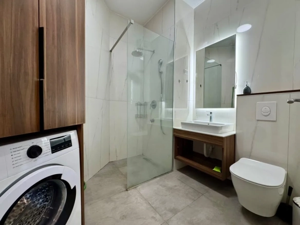 Izdavanje: Dvosoban stan 77 m² – Rafailovići, Budva — fotografija 9