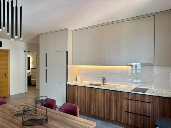 Izdavanje: Dvosoban stan 77 m² – Rafailovići, Budva — fotografija 5