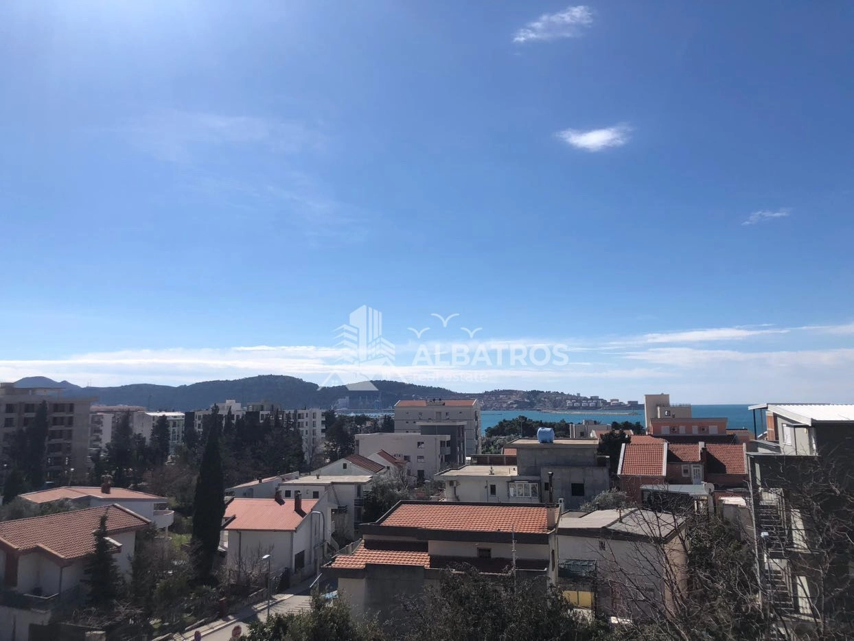 Trospratna-kuca-sa-terasama-u-Susnju-Bar-6 Kuća 300 m² – Šušanj, Bar — fotografija 7
