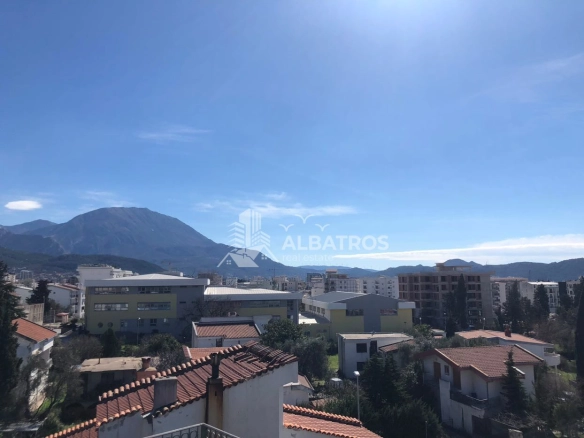 Kuća 300 m² – Šušanj, Bar — fotografija 8