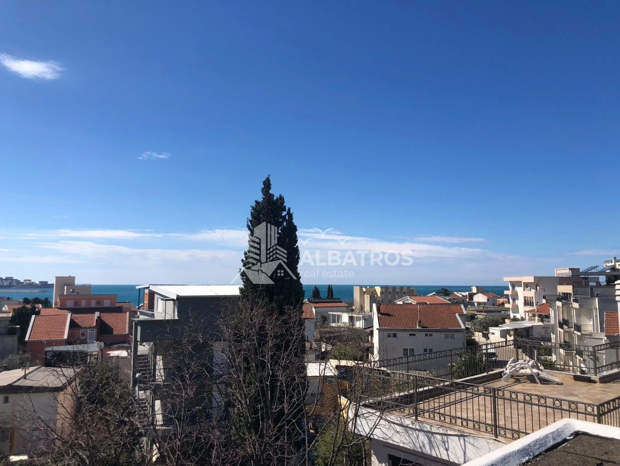 Trospratna-kuca-sa-terasama-u-Susnju-Bar-8 Kuća 300 m² – Šušanj, Bar — fotografija 9