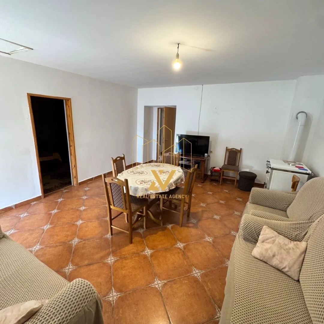 Kuca-na-prodaju-–-Brezine-Podgorica-6 Kuća 170 m² – Brežine, Podgorica — fotografija 7