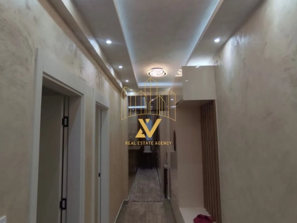 Izdavanje: Dvosoban stan 86 m² – Stara Varoš, Podgorica — fotografija 4