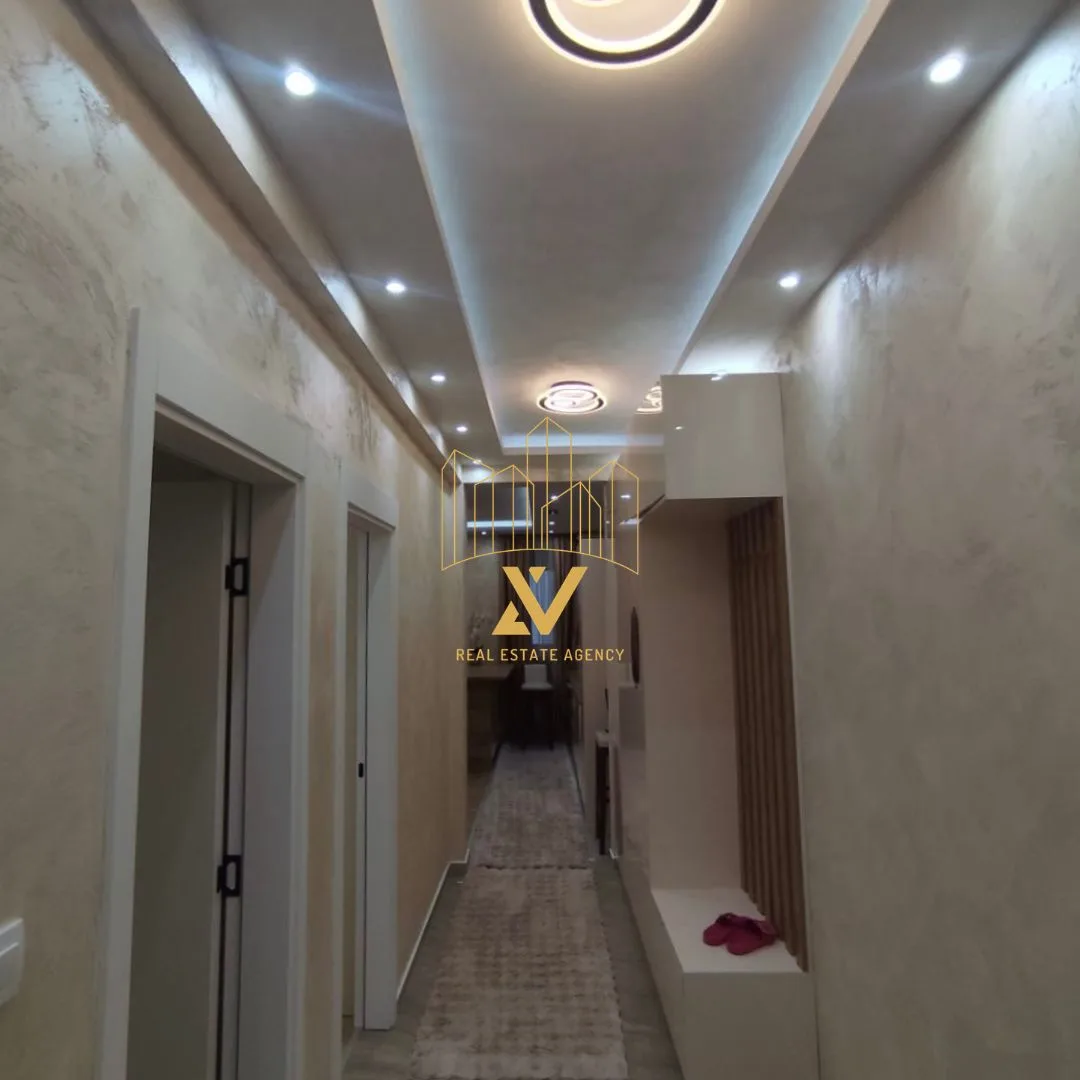 Dvosoban-namjesten-stan-86-m²-Stara-Varos-–-Podgorica-3 Izdavanje: Dvosoban stan 86 m² – Stara Varoš, Podgorica — fotografija 4