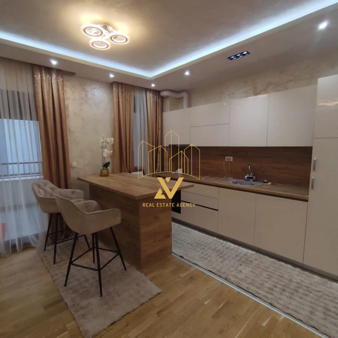 Dvosoban-namjesten-stan-86-m²-Stara-Varos-–-Podgorica-6 Izdavanje: Dvosoban stan 86 m² – Stara Varoš, Podgorica — fotografija 7