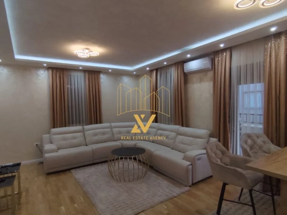 Izdavanje: Dvosoban stan 86 m² – Stara Varoš, Podgorica — fotografija 8