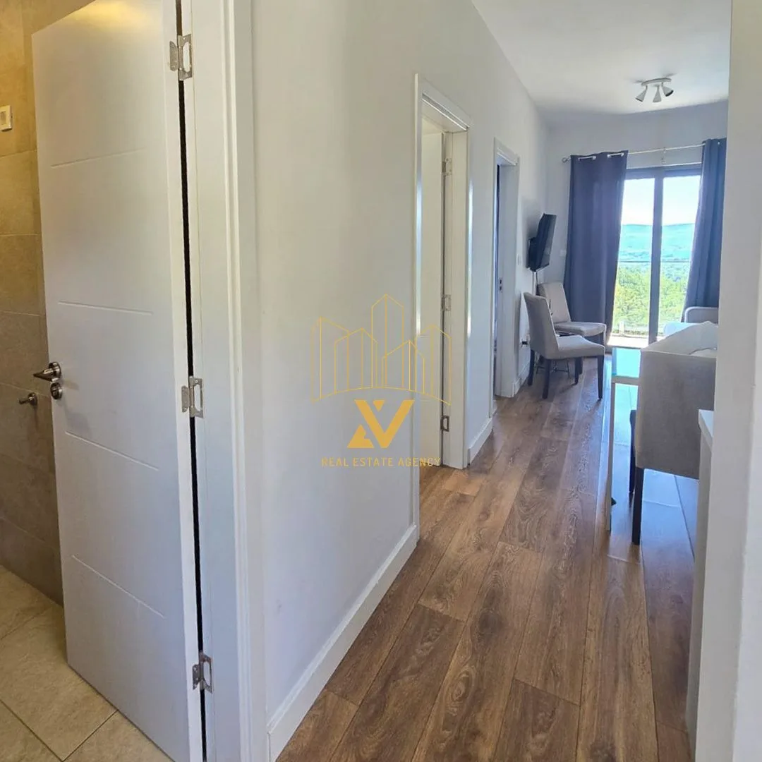 Dvosoban-stan-sa-pogledom-na-more-na-prodaju-–-Kavac-Kotor-41-m²-1 Kotor (41 m²)