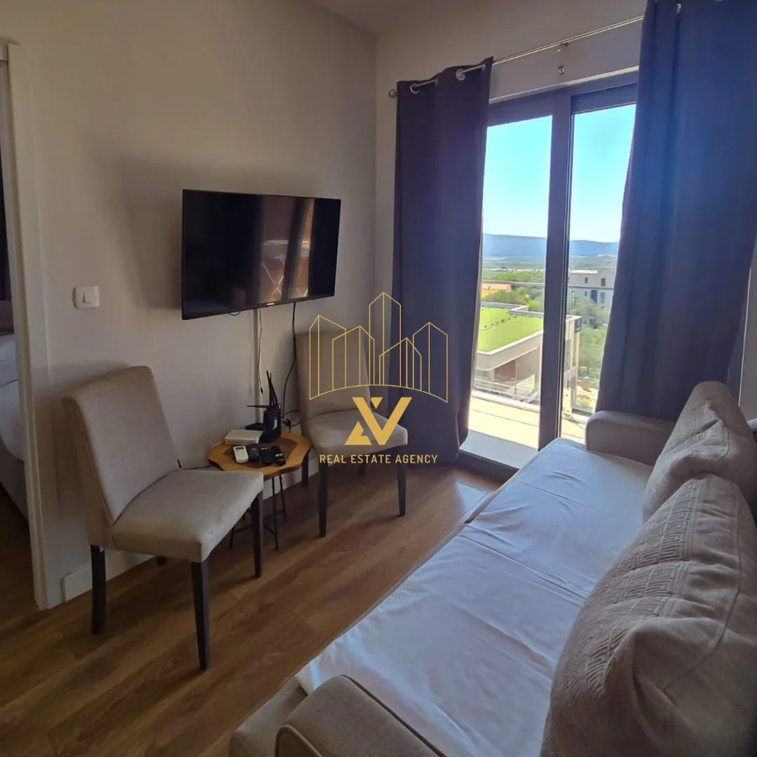 Dvosoban-stan-sa-pogledom-na-more-na-prodaju-–-Kavac-Kotor-41-m²-2 Dvosoban stan 41 m² – Kavač, Kotor — fotografija 3