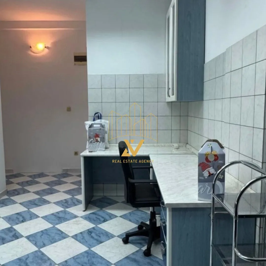Poslovni-prostor-na-prodaju-–-Centar-Niksic-40-m²-1 Nikšić (40 m²)