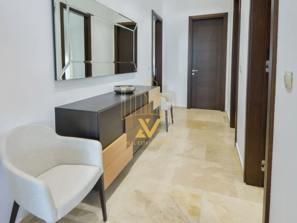 Trosoban stan 218 m² – Centar, Budva — fotografija 10