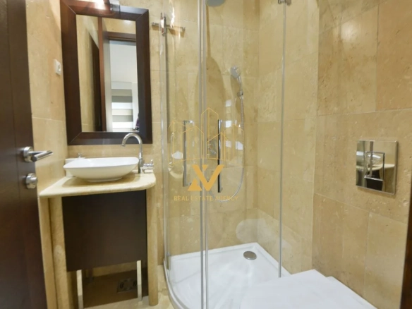 Trosoban stan 218 m² – Centar, Budva — fotografija 12