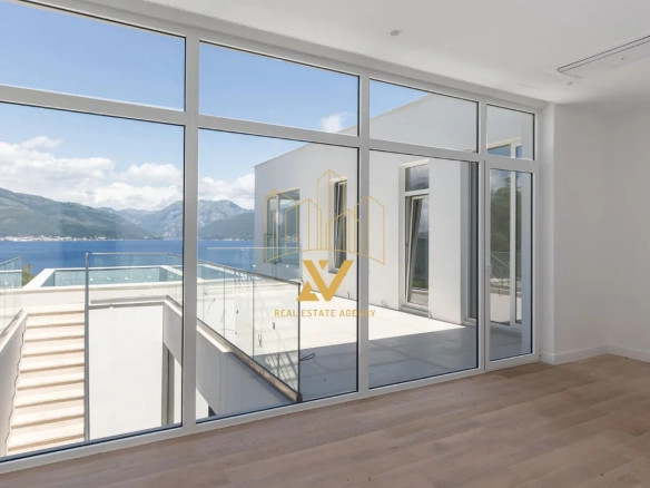 Kuća 328 m² – Krašići, Tivat — fotografija 5