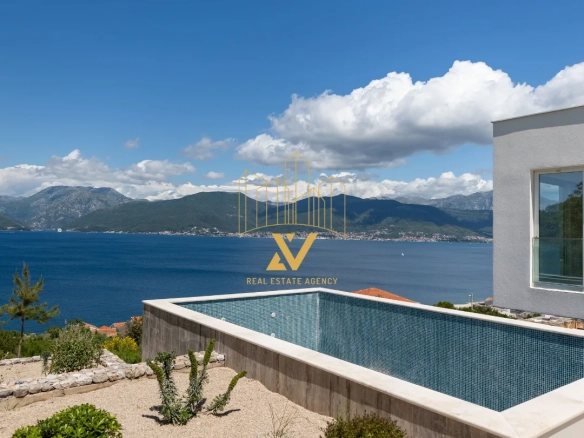 Kuća 328 m² – Krašići, Tivat — fotografija 8