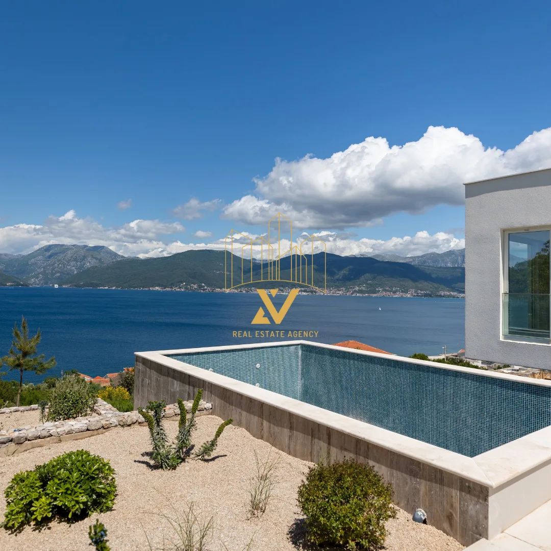 Vila-328-m²-Krasici-–-Tivat-7 Kuća 328 m² – Krašići, Tivat — fotografija 8