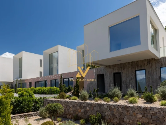 Kuća 328 m² – Krašići, Tivat — fotografija 9