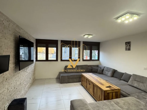Trosoban stan 82 m² – Žabljak — fotografija 2