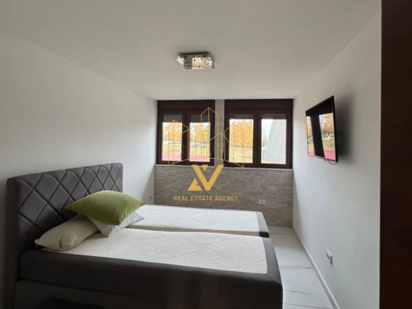 Trosoban stan 82 m² – Žabljak — fotografija 4