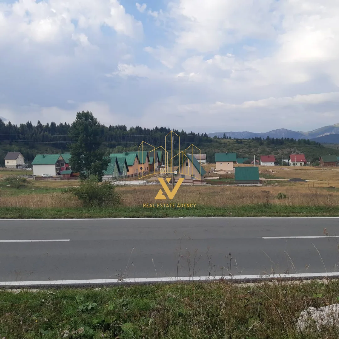 Zemljiste-Centar-–-Zabljak-1 Centar – Žabljak