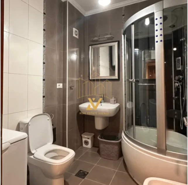 Izdavanje: Dvosoban stan 60 m² – Centar, Podgorica — fotografija 8