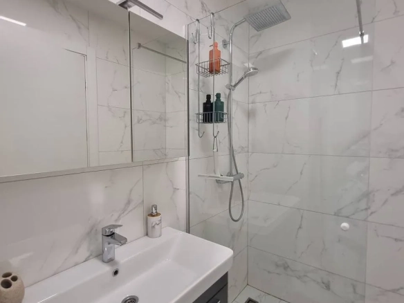 Dvosoban stan 67 m² – Bečići, Budva — fotografija 3