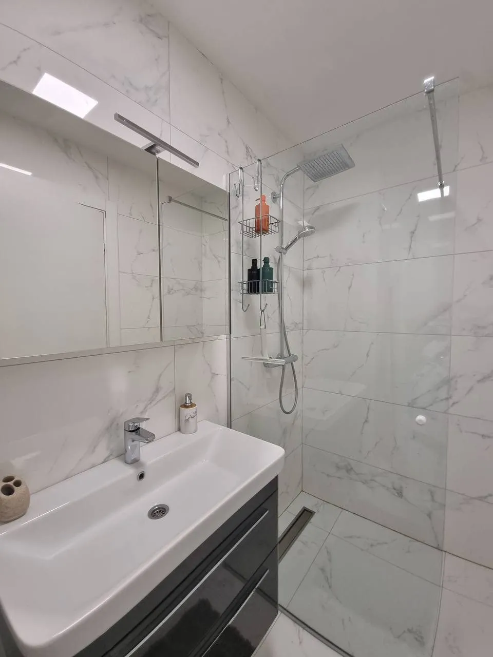 Dvosoban-stan-sa-pogledom-na-more-u-Becicima-Budva-2 Dvosoban stan 67 m² – Bečići, Budva — fotografija 3