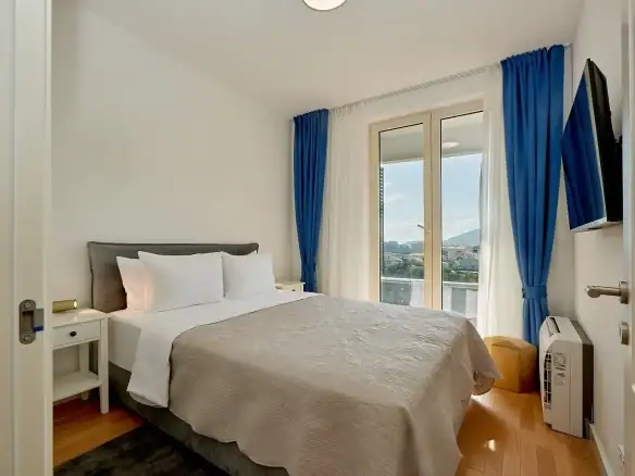Dvosoban stan 67 m² – Bečići, Budva — fotografija 2