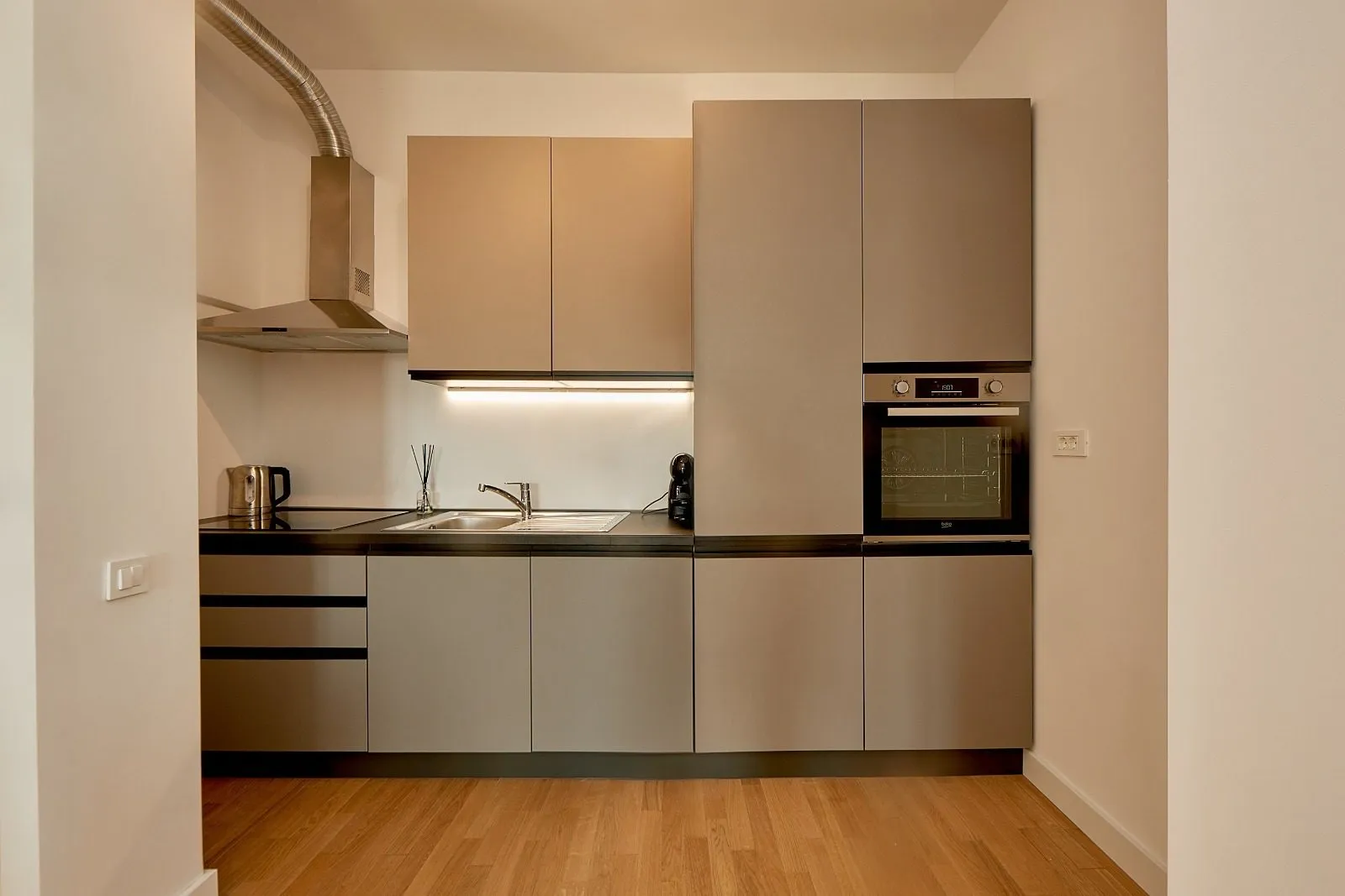 Dvosoban stan 67 m² – Bečići, Budva — fotografija 6