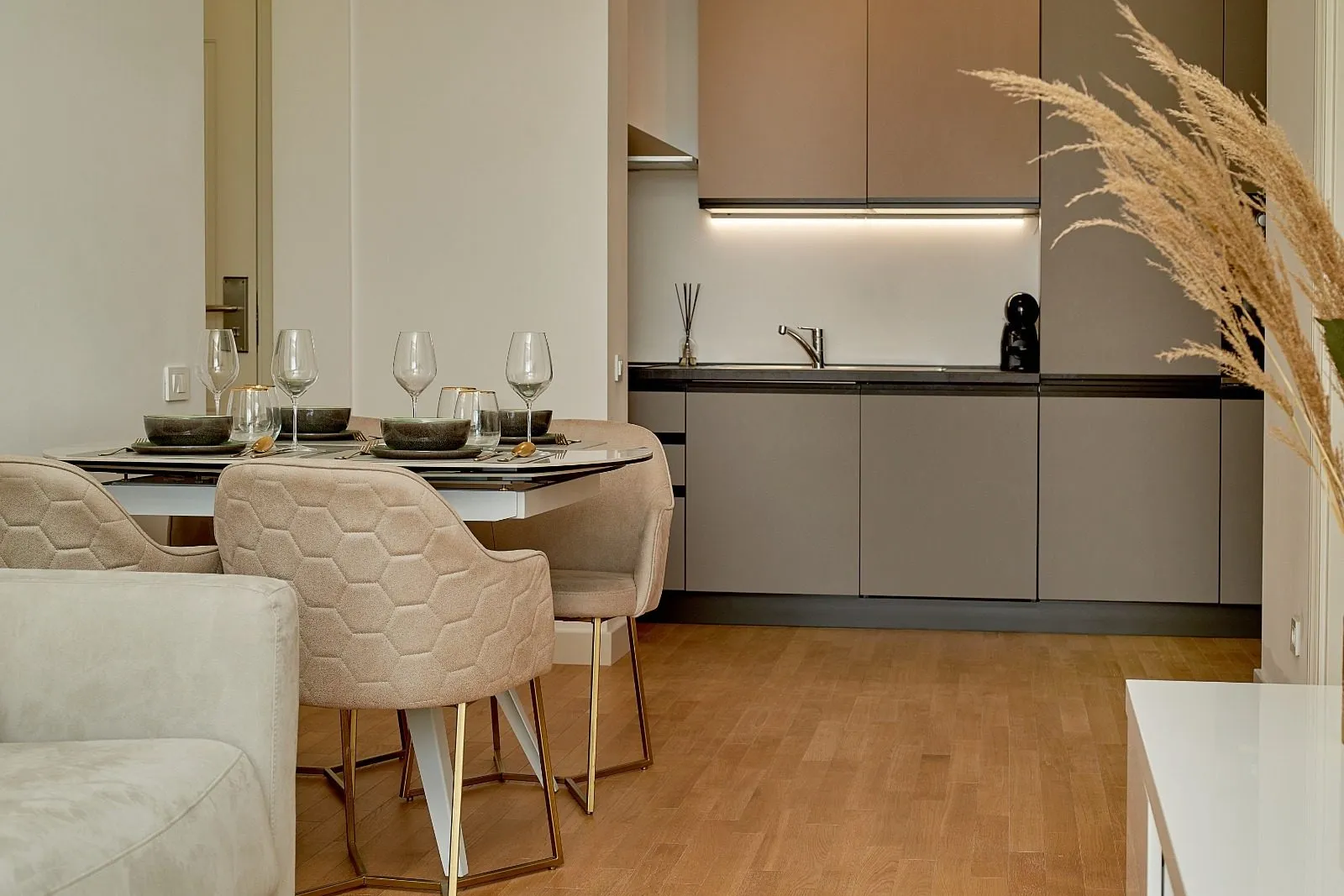 Dvosoban stan 67 m² – Bečići, Budva — fotografija 10