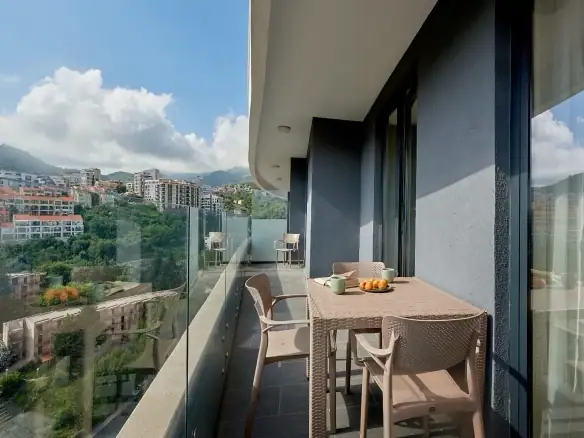 Dvosoban stan 67 m² – Bečići, Budva — fotografija 16