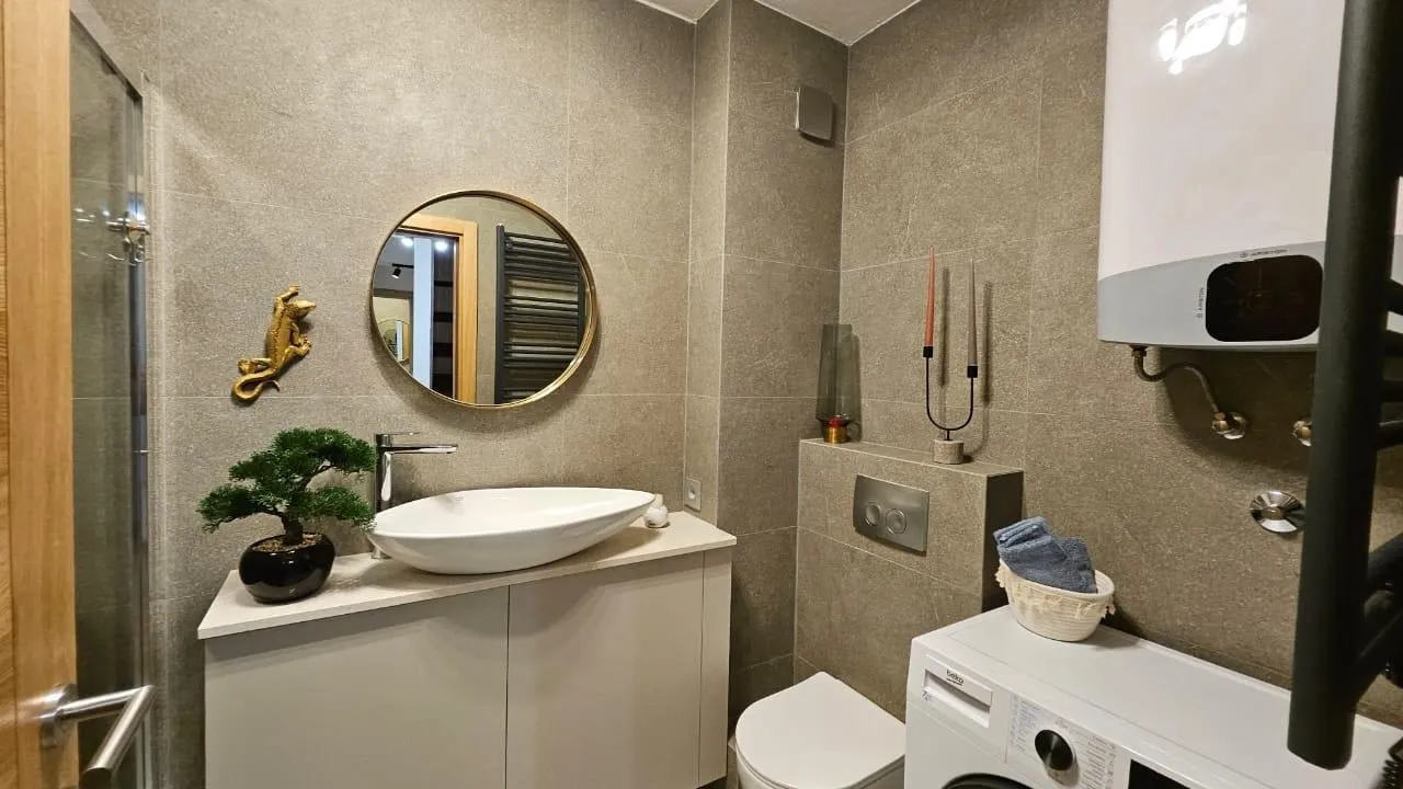 Dvosoban-stan-sa-pogledom-na-more-Centar-Budva-6 Dvosoban stan 61 m² – Centar, Budva — fotografija 7