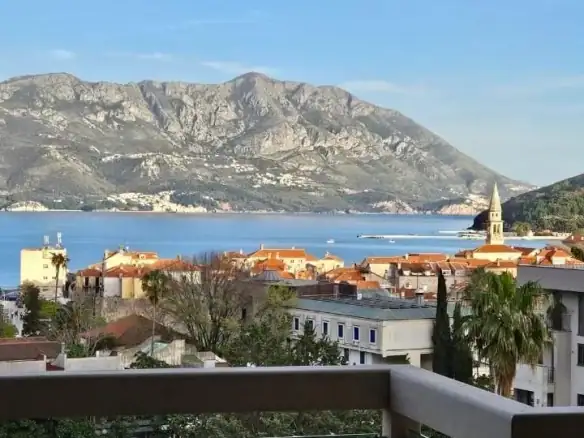 Dvosoban stan 61 m² – Centar, Budva — fotografija 12