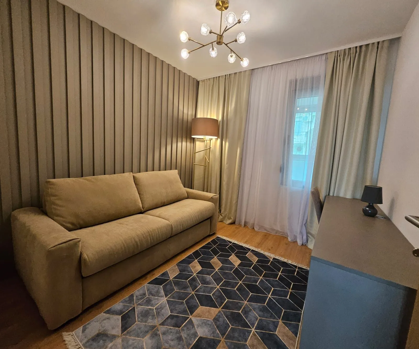 Dvosoban-stan-sa-pogledom-na-more-Centar-Budva-18 Dvosoban stan 61 m² – Centar, Budva — fotografija 19