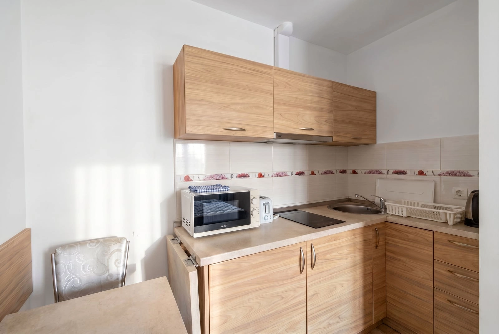 Izdavanje: Stan 27 m² – Bečići, Budva — fotografija 8